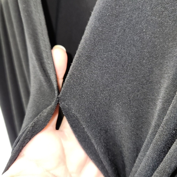 BCBG Generation Surplice Flowy Jersey Jumpsuit Open Back Waist Tie Black Size S - Picture 6 of 16